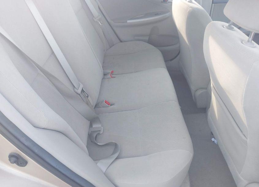 Photo 8 of 2012 Toyota Corolla LE (VIN 2T1BU4EE3CC850174)