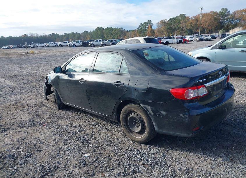 Photo 3 of 2012 Toyota Corolla LE (VIN 2T1BU4EE3CC867976)