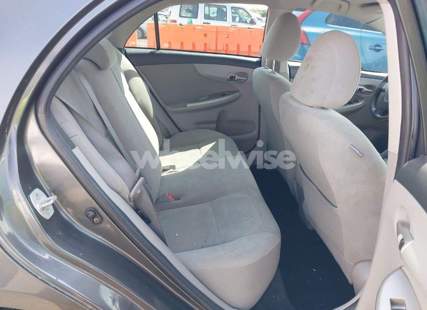 Photo 8 of 2012 Toyota Corolla LE (VIN 2T1BU4EE3CC869856)