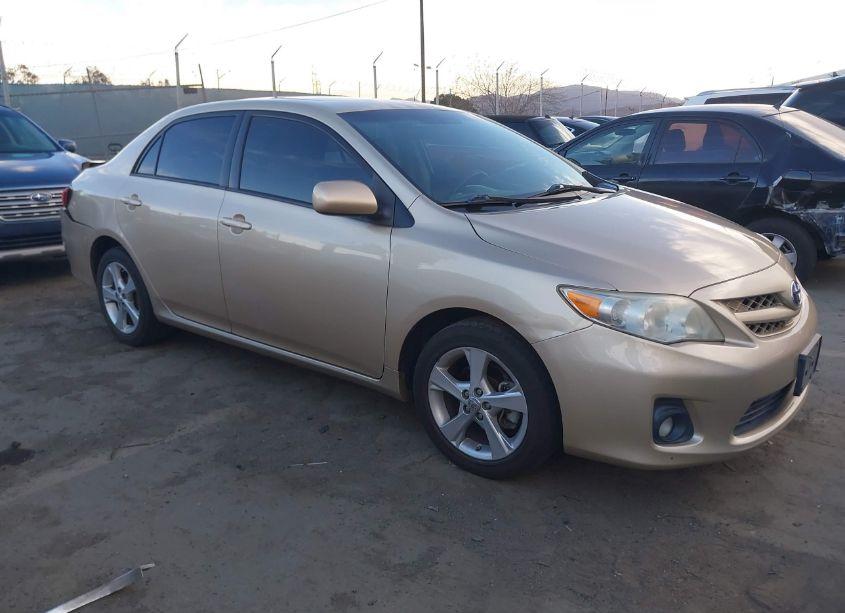 2012 Toyota Corolla LE (VIN 2T1BU4EE3CC880369) main photo