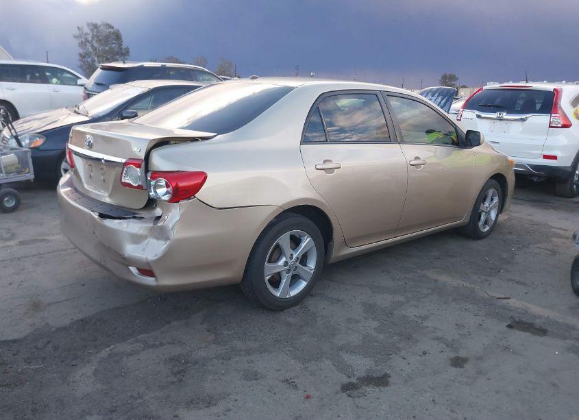 Photo 4 of 2012 Toyota Corolla LE (VIN 2T1BU4EE3CC880369)