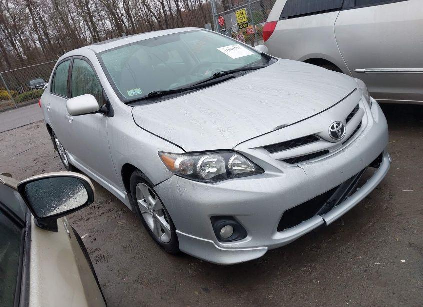 2012 Toyota Corolla S (VIN 2T1BU4EE3CC882865) main photo