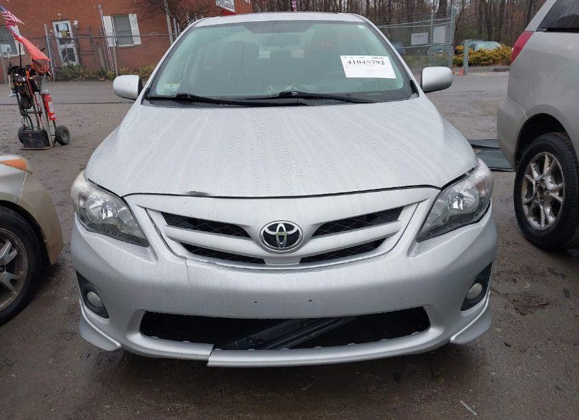 Photo 13 of 2012 Toyota Corolla S (VIN 2T1BU4EE3CC882865)