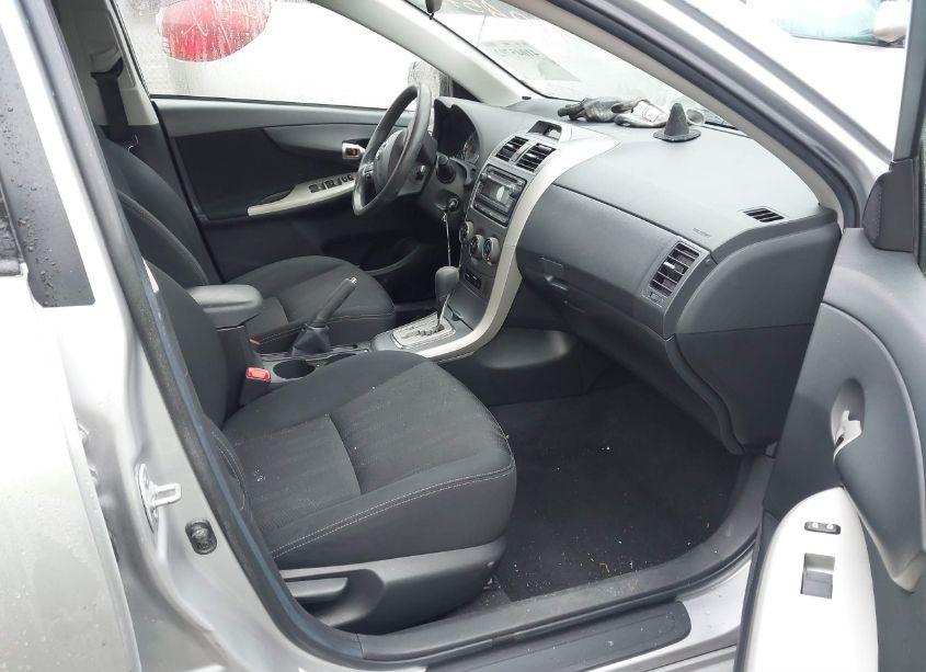 Photo 5 of 2012 Toyota Corolla S (VIN 2T1BU4EE3CC882865)