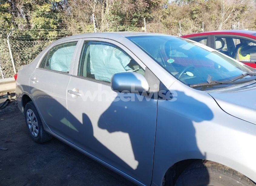 Photo 13 of 2012 Toyota Corolla L (VIN 2T1BU4EE3CC884096)