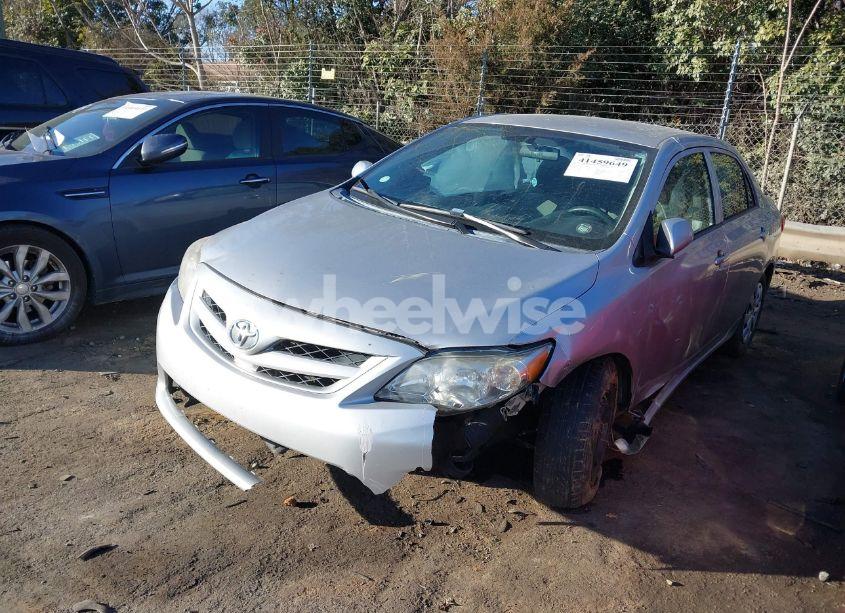 Photo 2 of 2012 Toyota Corolla L (VIN 2T1BU4EE3CC884096)