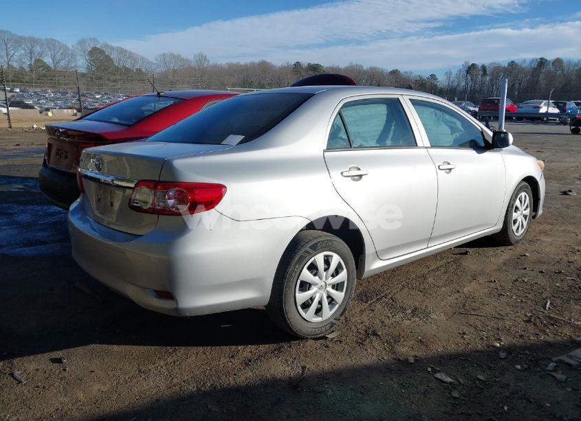 Photo 4 of 2012 Toyota Corolla L (VIN 2T1BU4EE3CC884096)