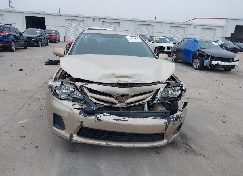 Photo 13 of 2012 Toyota Corolla L (VIN 2T1BU4EE3CC884454)