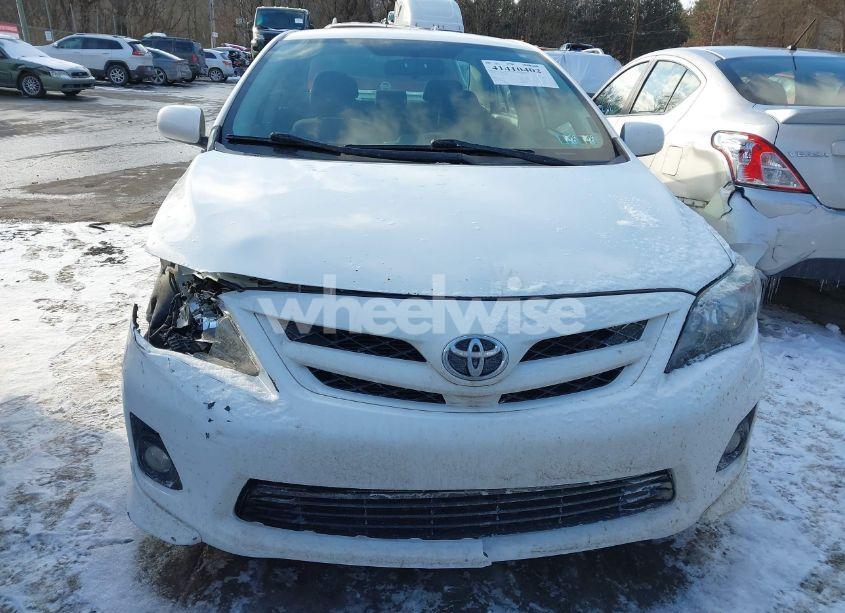 Photo 13 of 2012 Toyota Corolla S (VIN 2T1BU4EE3CC885961)