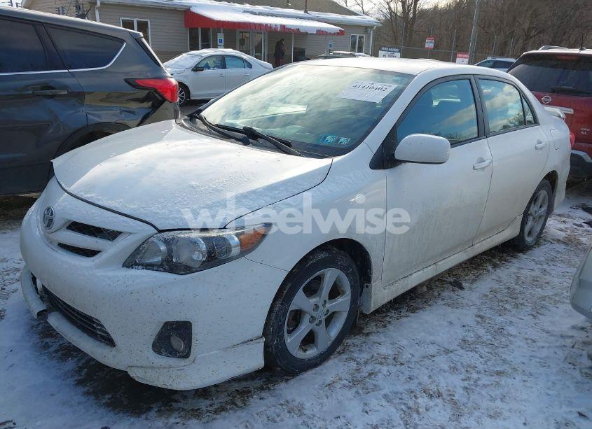Photo 2 of 2012 Toyota Corolla S (VIN 2T1BU4EE3CC885961)