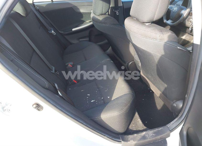 Photo 8 of 2012 Toyota Corolla S (VIN 2T1BU4EE3CC885961)