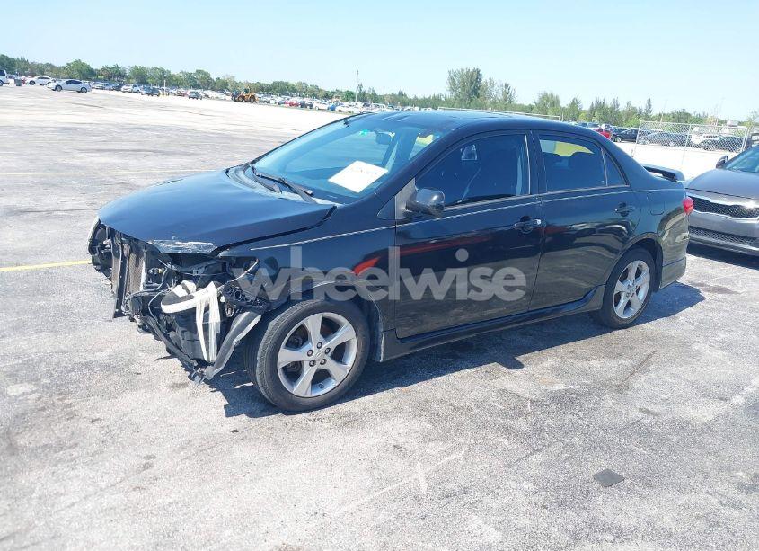 Photo 2 of 2012 Toyota Corolla S (VIN 2T1BU4EE3CC892425)