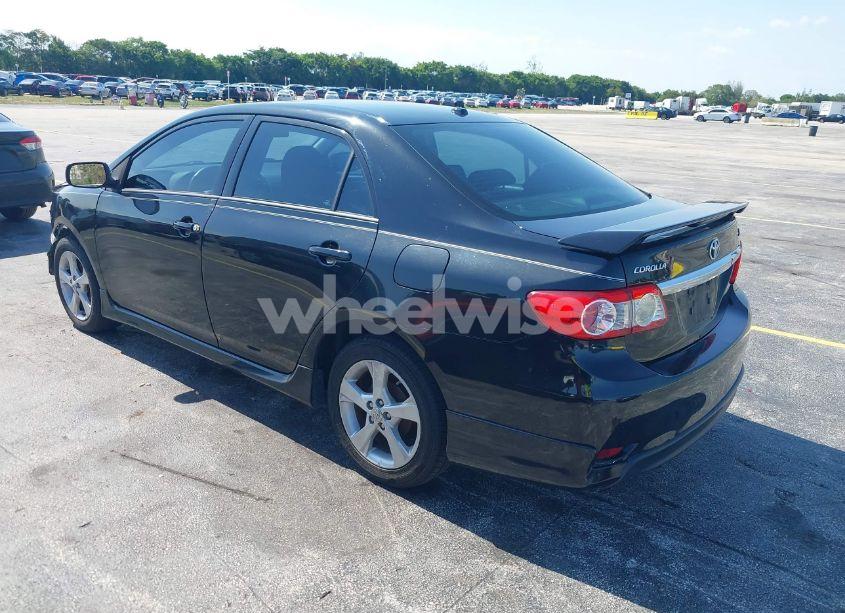 Photo 3 of 2012 Toyota Corolla S (VIN 2T1BU4EE3CC892425)
