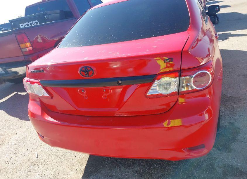 Photo 16 of 2013 Toyota Corolla LE (VIN 2T1BU4EE3DC017458)