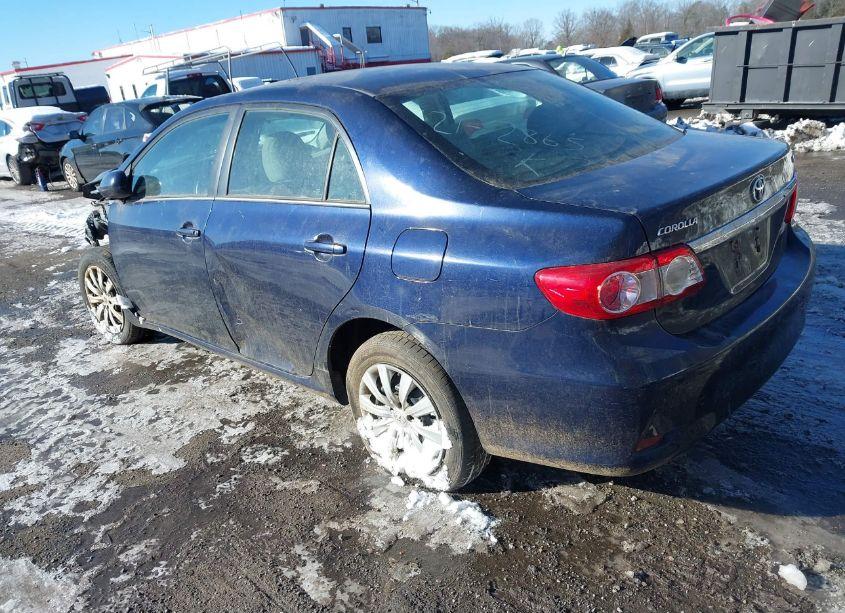 Photo 3 of 2013 Toyota Corolla LE (VIN 2T1BU4EE3DC065140)