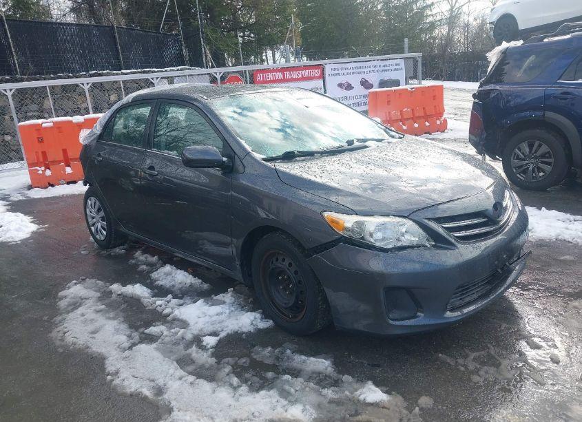 2013 Toyota Corolla LE (VIN 2T1BU4EE3DC066529) main photo