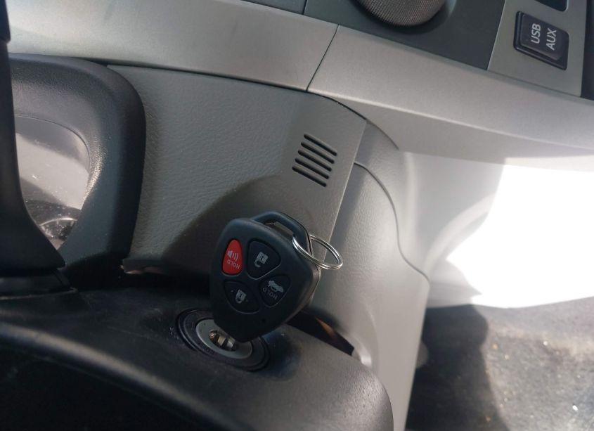 Photo 11 of 2013 Toyota Corolla LE (VIN 2T1BU4EE3DC066529)