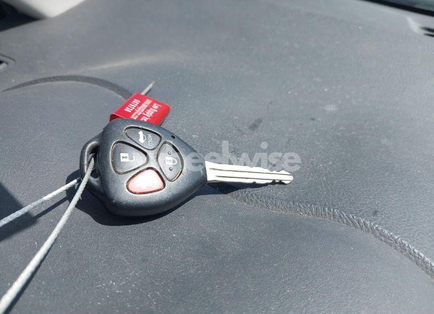 Photo 11 of 2013 Toyota Corolla S (VIN 2T1BU4EE3DC086215)