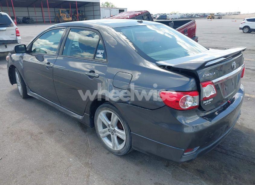Photo 3 of 2013 Toyota Corolla S (VIN 2T1BU4EE3DC086215)