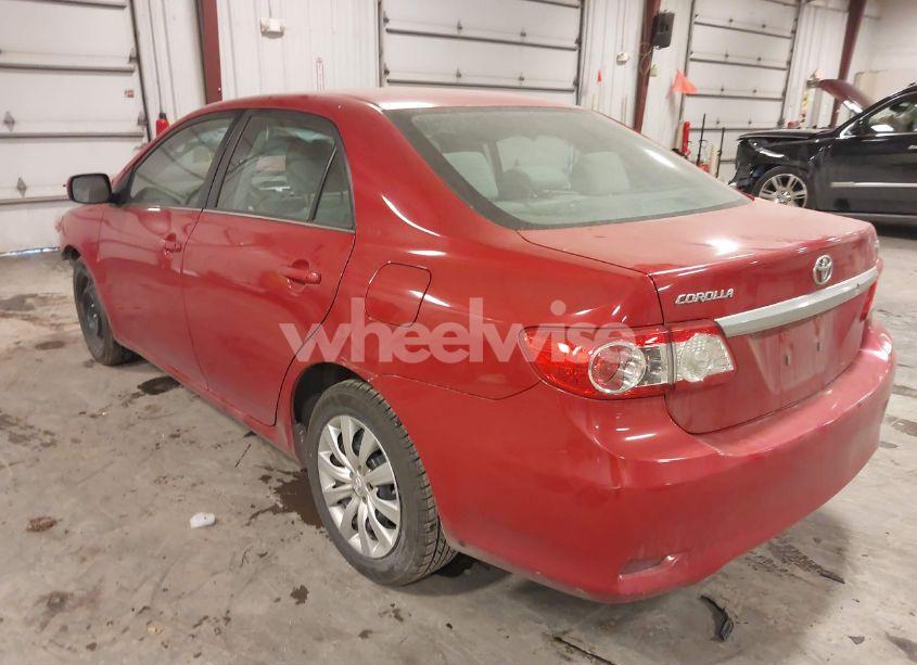 Photo 3 of 2013 Toyota Corolla LE (VIN 2T1BU4EE3DC086599)