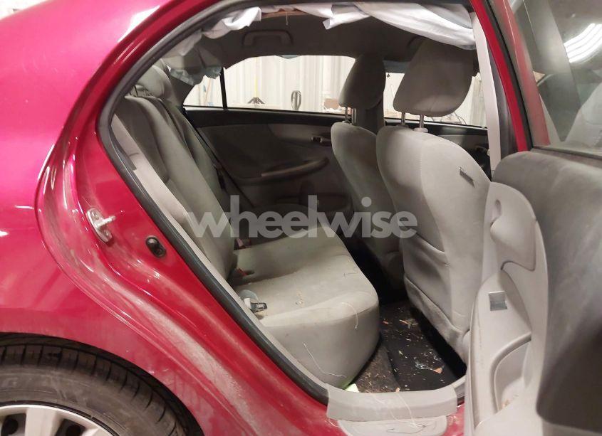 Photo 8 of 2013 Toyota Corolla LE (VIN 2T1BU4EE3DC086599)