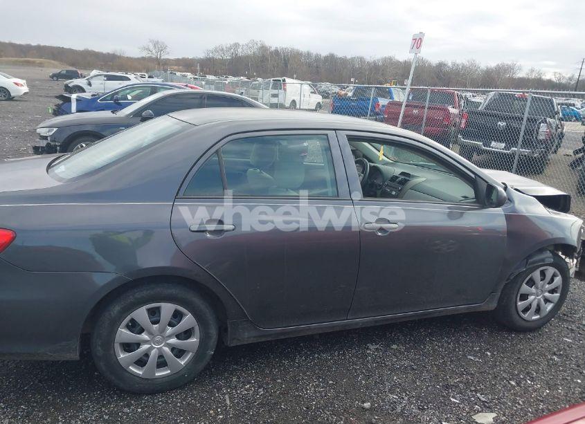 Photo 13 of 2013 Toyota Corolla L (VIN 2T1BU4EE3DC094072)