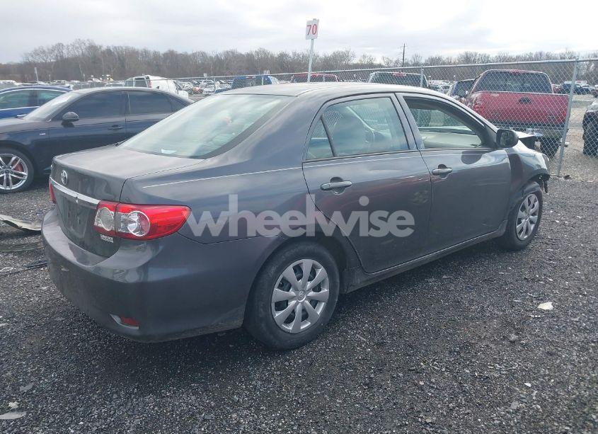 Photo 4 of 2013 Toyota Corolla L (VIN 2T1BU4EE3DC094072)