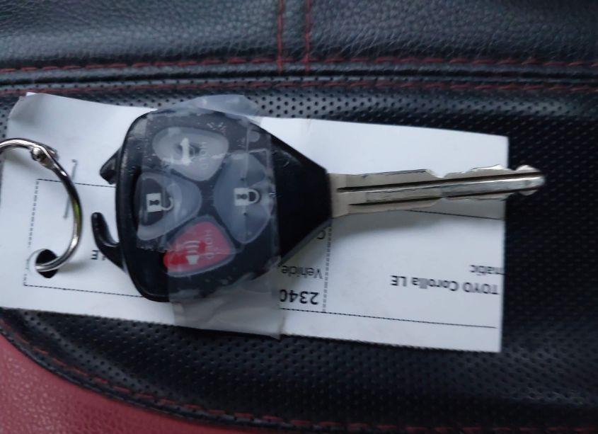 Photo 11 of 2013 Toyota Corolla S (VIN 2T1BU4EE3DC922413)