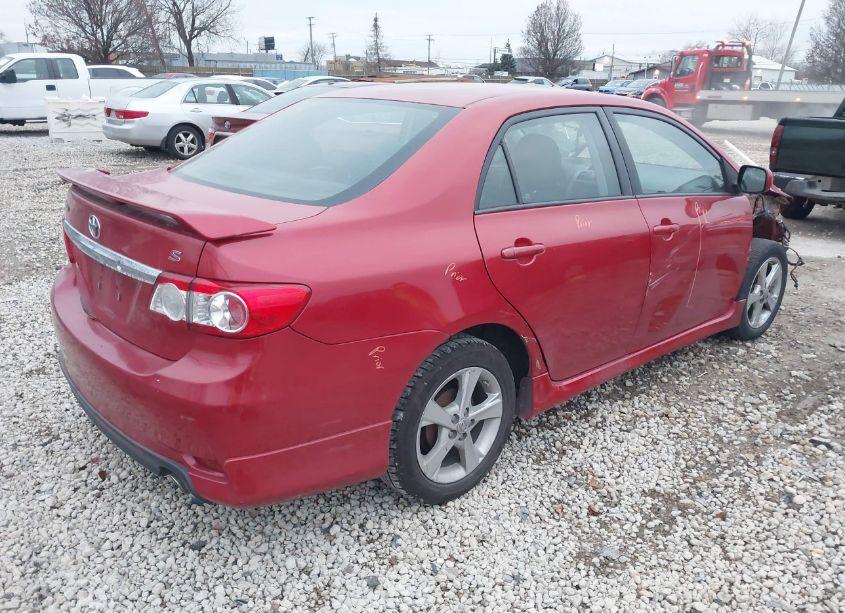 Photo 4 of 2013 Toyota Corolla S (VIN 2T1BU4EE3DC922413)