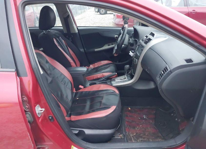 Photo 5 of 2013 Toyota Corolla S (VIN 2T1BU4EE3DC922413)