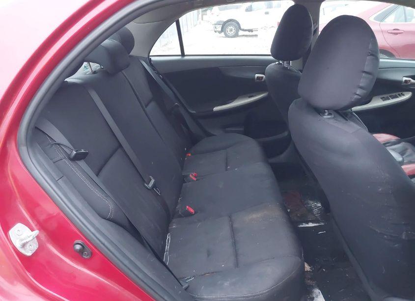 Photo 8 of 2013 Toyota Corolla S (VIN 2T1BU4EE3DC922413)