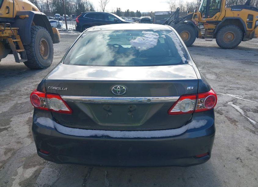 Photo 16 of 2013 Toyota Corolla LE (VIN 2T1BU4EE3DC936313)