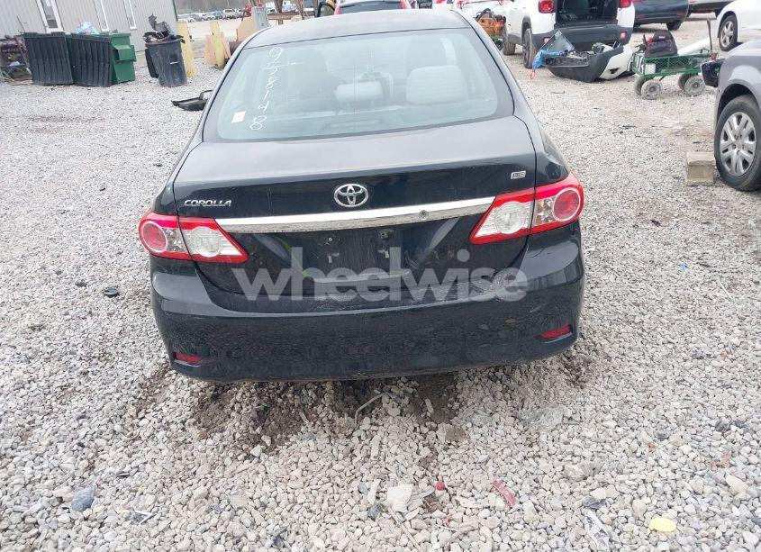 Photo 16 of 2013 Toyota Corolla LE (VIN 2T1BU4EE3DC958148)