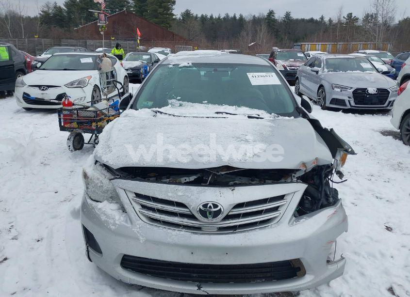 Photo 12 of 2013 Toyota Corolla LE (VIN 2T1BU4EE3DC967643)