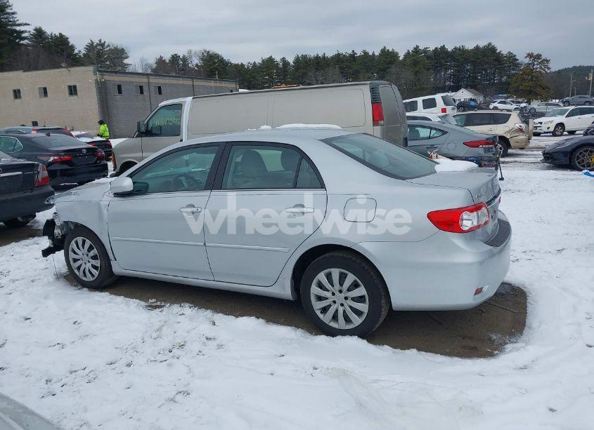 Photo 14 of 2013 Toyota Corolla LE (VIN 2T1BU4EE3DC967643)