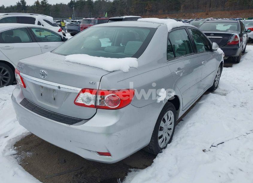 Photo 4 of 2013 Toyota Corolla LE (VIN 2T1BU4EE3DC967643)