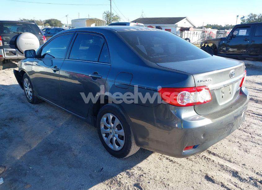 Photo 3 of 2013 Toyota Corolla LE (VIN 2T1BU4EE3DC970008)