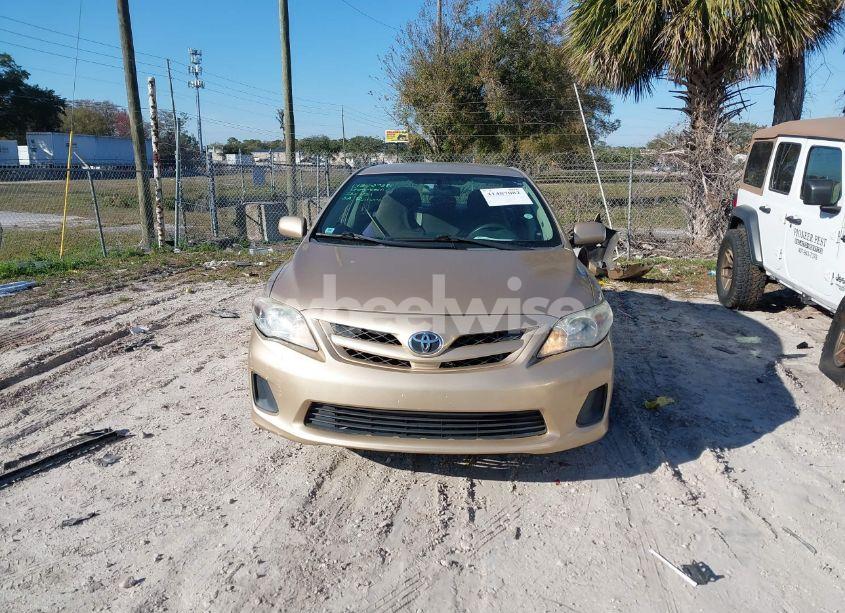 Photo 13 of 2013 Toyota Corolla L (VIN 2T1BU4EE3DC972938)