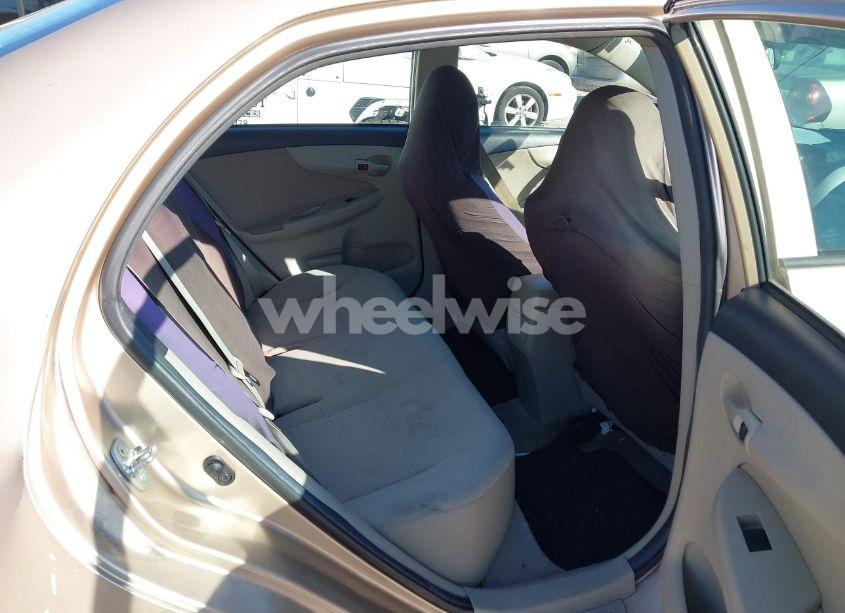 Photo 8 of 2013 Toyota Corolla L (VIN 2T1BU4EE3DC972938)