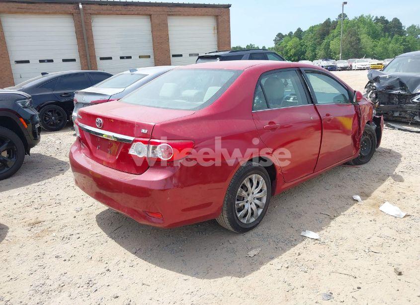 Photo 4 of 2013 Toyota Corolla LE (VIN 2T1BU4EE3DC994082)