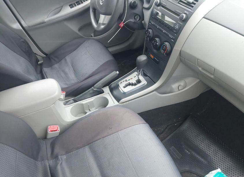 Photo 5 of 2010 Toyota Corolla LE (VIN 2T1BU4EE4AC254763)