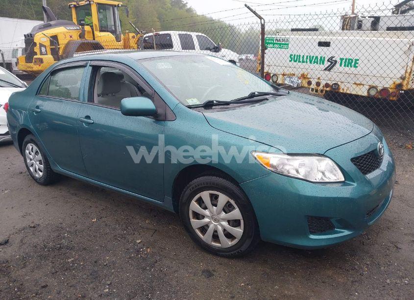 2010 Toyota Corolla LE (VIN 2T1BU4EE4AC258814) main photo