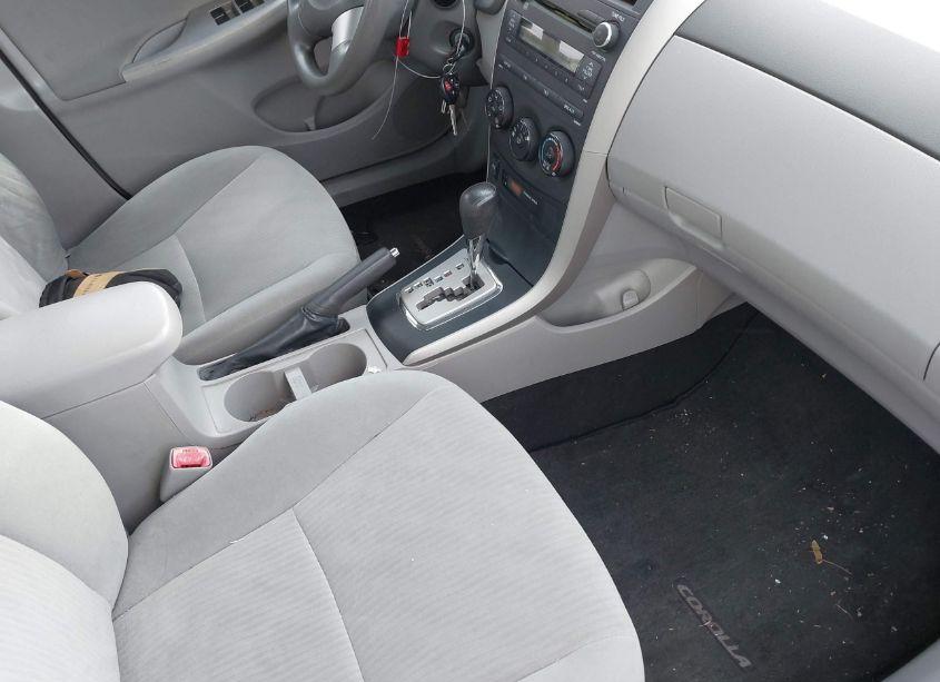 Photo 5 of 2010 Toyota Corolla LE (VIN 2T1BU4EE4AC291117)