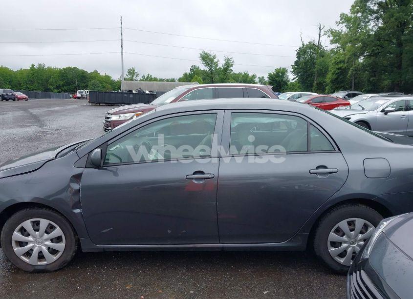 Photo 15 of 2010 Toyota Corolla LE (VIN 2T1BU4EE4AC296690)
