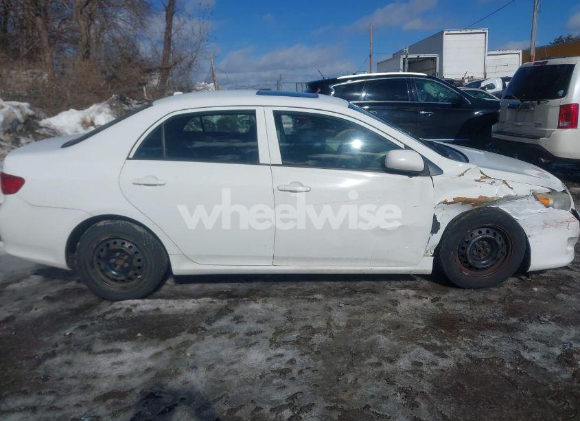 Photo 13 of 2010 Toyota Corolla S/LE/XLE (VIN 2T1BU4EE4AC305484)