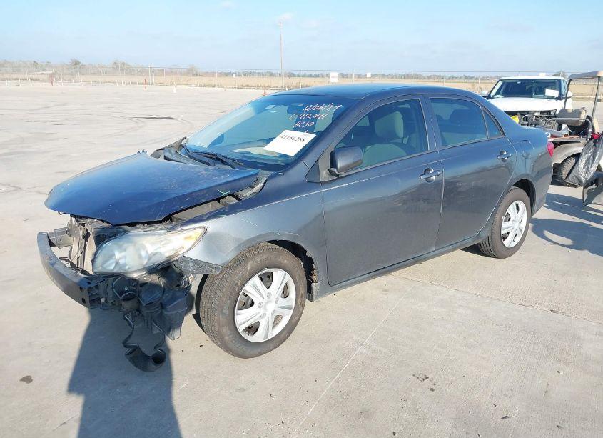 Photo 2 of 2010 Toyota Corolla LE (VIN 2T1BU4EE4AC307767)