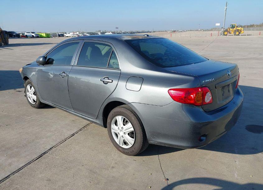 Photo 3 of 2010 Toyota Corolla LE (VIN 2T1BU4EE4AC307767)