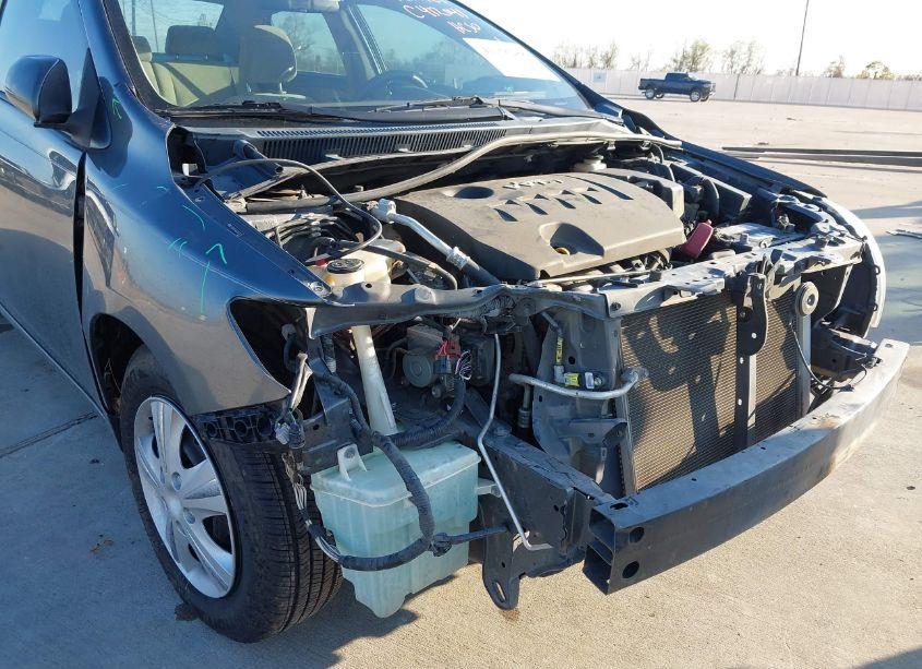 Photo 6 of 2010 Toyota Corolla LE (VIN 2T1BU4EE4AC307767)