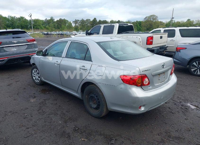 Photo 3 of 2010 Toyota Corolla LE (VIN 2T1BU4EE4AC307784)