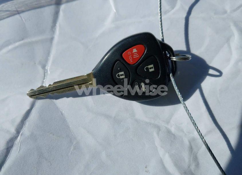 Photo 11 of 2010 Toyota Corolla LE (VIN 2T1BU4EE4AC371386)